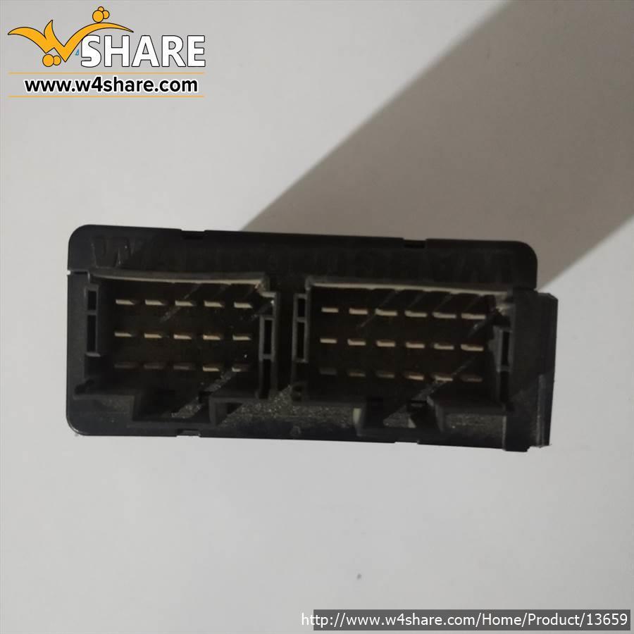 کنترل یونیت ایکاس 4 در 2 مرسدس بنز اکتروس