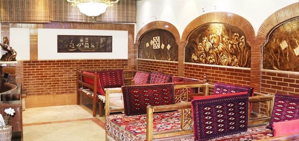 کافه سنتی سیمرغ