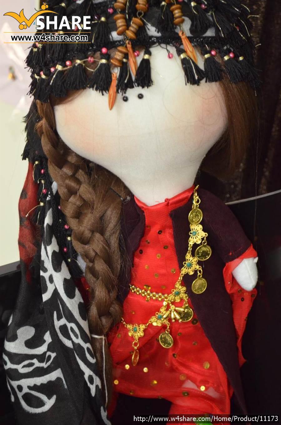 عروسک ناسکول