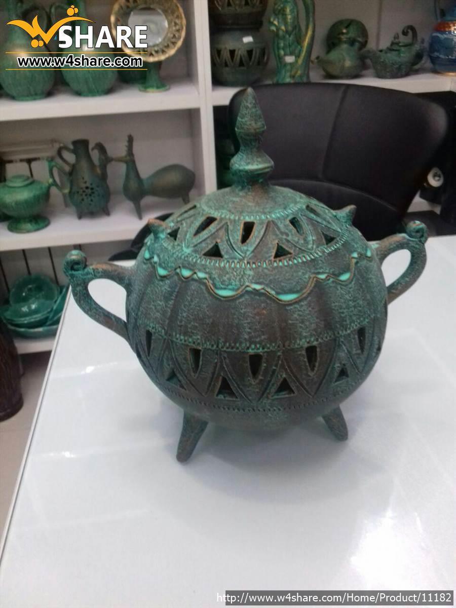شکلات خوری زیر خاکی