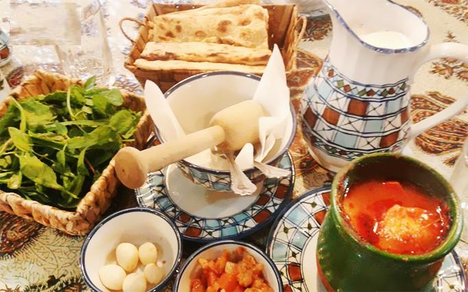 سفره سرای سنتی سرچشمه