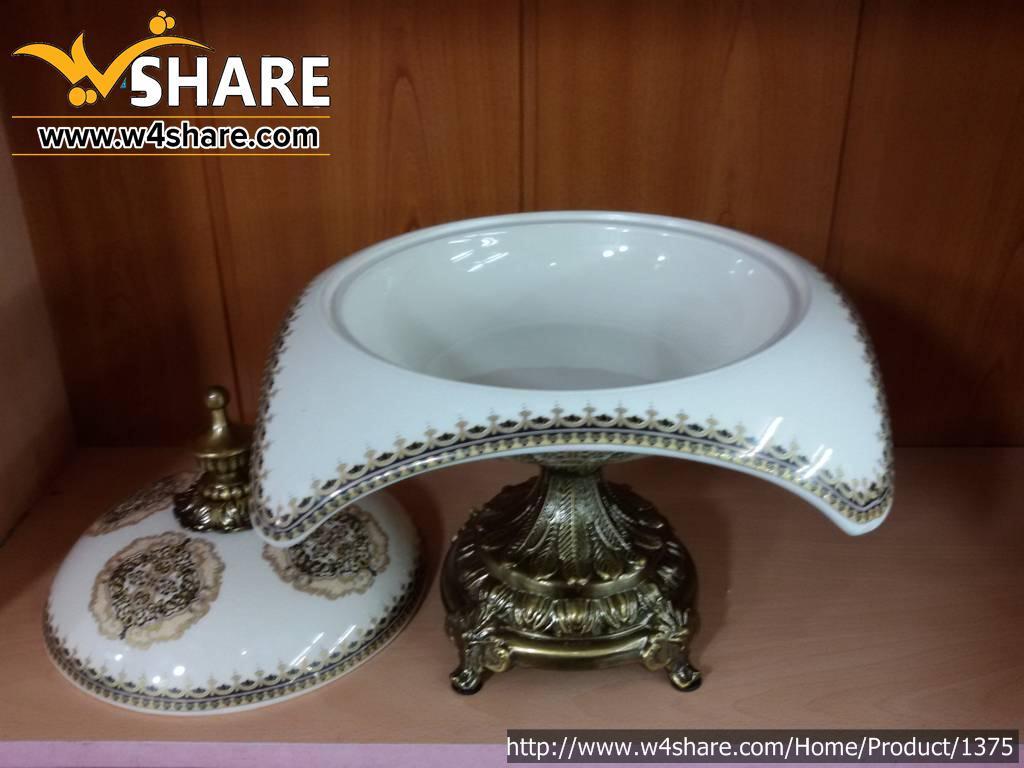 شکلات خوری زیرخاکی
