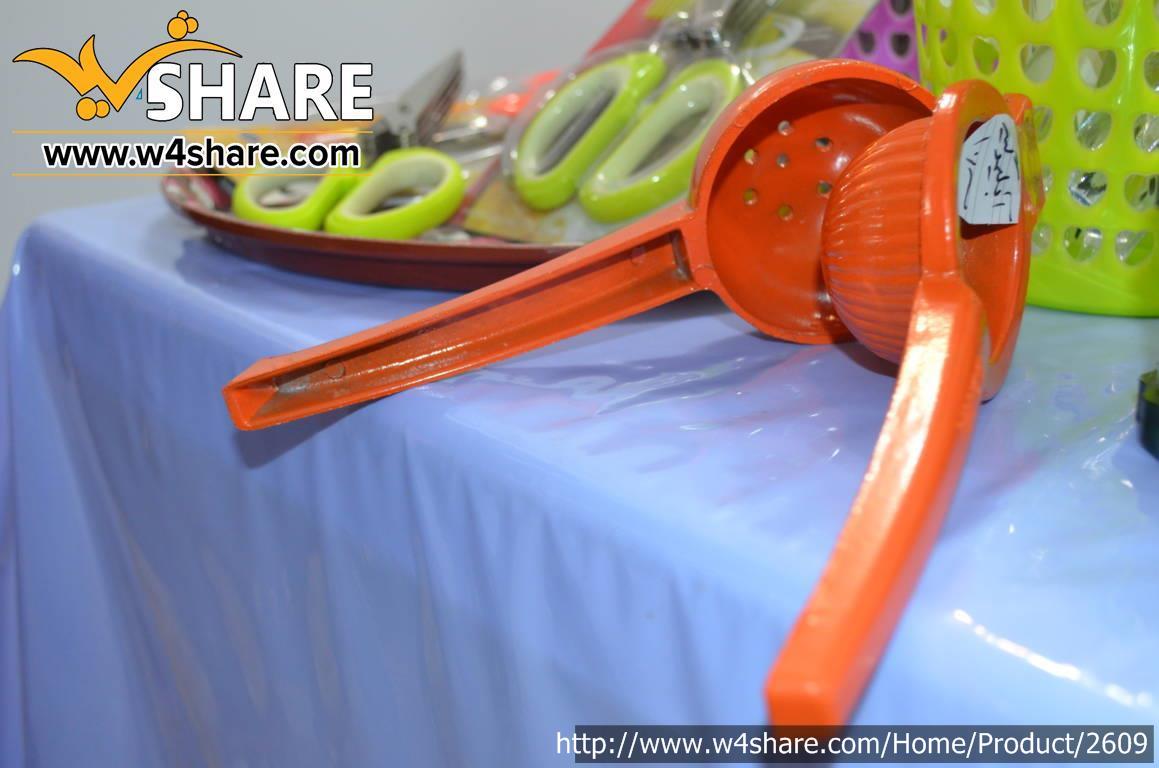 آبمیوه گیری دستی